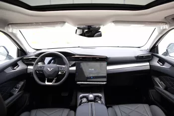 2024 Kaiyi X7 2.0 SUV 7S Limited - White inside Black