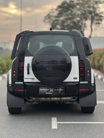 LAND ROVER DEFENDER HSE P90 GCC SPECS 2022 MODEL YEAR 