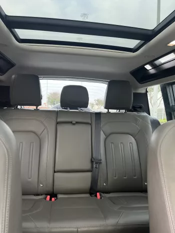 LAND ROVER DEFENDER HSE P90 GCC SPECS 2022 MODEL YEAR 