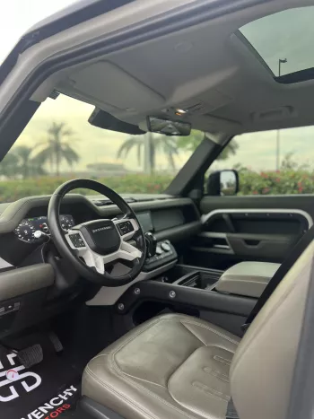 LAND ROVER DEFENDER HSE P90 GCC SPECS 2022 MODEL YEAR 