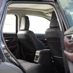 2023 Toyota Urban Cruiser 1.5 GLX - Pearl Black inside Ivory - Thumbnail 10