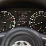 2023 Toyota Urban Cruiser 1.5 GLX - Pearl Black inside Ivory - Thumbnail 16
