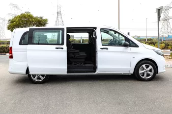 2018 Mercede Benz MBZ 2.0L 4X2 VITO TOURER 121 VTB E 18 ES - White inside Black