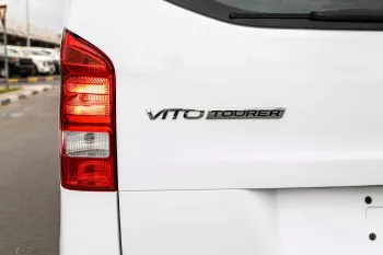 2018 Mercede Benz MBZ 2.0L 4X2 VITO TOURER 121 VTB E 18 ES - White inside Black