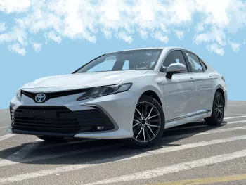 Toyota Camry GLE 2.5L Hybrid FWD 2024 Model Year