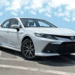 Toyota Camry GLE 2.5L Hybrid FWD 2024 Model Year - Thumbnail 3