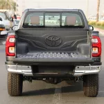 2023 Toyota Hilux 4x4 DC 2.8 - Grey inside Maroon - Thumbnail 6