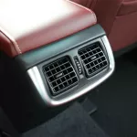 2023 Toyota Hilux 4x4 DC 2.8 - Grey inside Maroon - Thumbnail 13