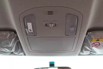 2023 Toyota Hilux 4x4 DC 2.8 - Grey inside Maroon