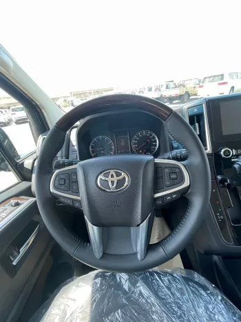 TOYOTA GRANDVIA 3.5L V6 PETROL PREMIUM AUTO 2023 MODEL YEAR
