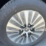 TOYOTA GRANDVIA 3.5L V6 PETROL PREMIUM AUTO 2023 MODEL YEAR - Thumbnail 12