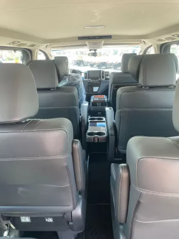 TOYOTA GRANDVIA 3.5L V6 PETROL PREMIUM AUTO 2023 MODEL YEAR