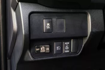 2022 Toyota Tacoma 3.5 TRD SPORT - White inside Black