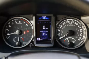 2022 Toyota Tacoma 3.5 TRD SPORT - White inside Black