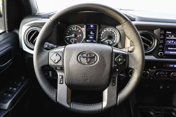 2022 Toyota Tacoma 3.5 TRD SPORT - White inside Black