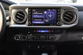 2022 Toyota Tacoma 3.5 TRD SPORT - White inside Black