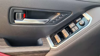 TOYOTA LANDCRUISER VXR TWINTURBO 2022 MODEL GCC SPECS UNDER WARRANTY AND SERVICE CONTRACT
