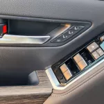TOYOTA LANDCRUISER VXR TWINTURBO 2022 MODEL GCC SPECS UNDER WARRANTY AND SERVICE CONTRACT - Thumbnail 9