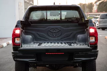2023 Toyota Hilux 4x4 DC 2.8 GR Sport - Black inside Black