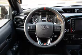 2023 Toyota Hilux 4x4 DC 2.8 GR Sport - Black inside Black