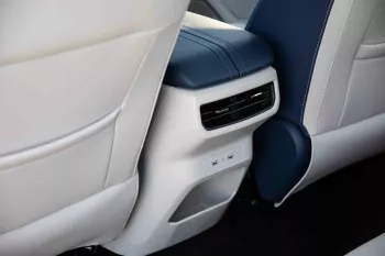 2024 Kaiyi X7 1.6 Flagship - White inside Blue