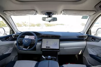 2024 Kaiyi X7 1.6 Flagship - White inside Blue