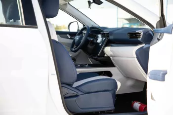 2024 Kaiyi X7 1.6 Flagship - White inside Blue