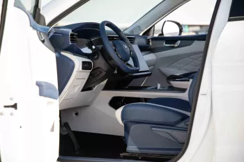2024 Kaiyi X7 1.6 Flagship - White inside Blue