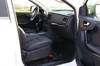 2023 ZXAUTO Terralord 4×4 DC 2.4T Super-luxury - White inside Black Brown