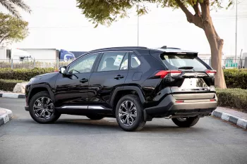 2023 Toyota Rav4 2.5 4x4 HI - Black inside Grey & White