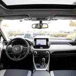 2023 Toyota Rav4 2.5 4x4 HI - Black inside Grey & White - Thumbnail 14