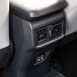2023 Toyota Rav4 2.5 4x4 HI - Black inside Grey & White - Thumbnail 17