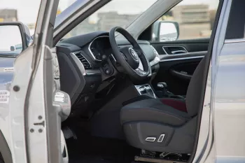2023 MG RX8 4x4 2.0 STANDARD - Silver inside Black