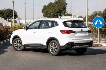 2020 MG HS 4X2 1.5 LUXURY - White inside Black