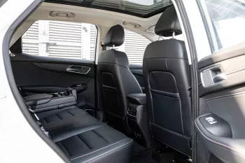 2020 MG HS 4X2 1.5 LUXURY - White inside Black