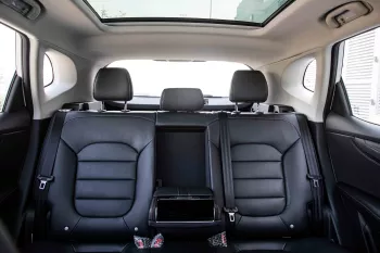 2020 MG HS 4X2 1.5 LUXURY - White inside Black