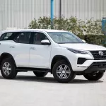 2023 Toyota Fortuner 2.7 4X4 Low 17 AL - White Pearl inside Chamois - Thumbnail 2