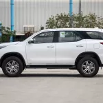 2023 Toyota Fortuner 2.7 4X4 Low 17 AL - White Pearl inside Chamois - Thumbnail 3
