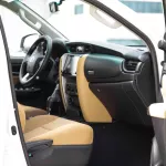 2023 Toyota Fortuner 2.7 4X4 Low 17 AL - White Pearl inside Chamois - Thumbnail 10