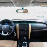 2023 Toyota Fortuner 2.7 4X4 Low 17 AL - White Pearl inside Chamois - Thumbnail 15