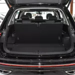 2023 VOLKSWAGEN TIGUAN R380 TSI 4MOTION 2.0L V4 BLACK COLOR EXPORT PRICE - Thumbnail 20