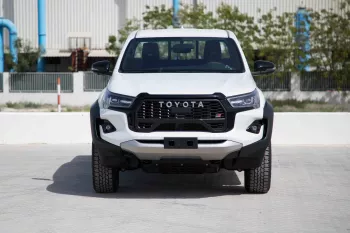 2024 Toyota Hilux 4.0 GR-Sport Automatic - White Pearl inside Black