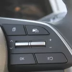 HYUNDAI ELANTRA 1.5L PETROL MODEL YEAR 2023 GRAY - Thumbnail 17