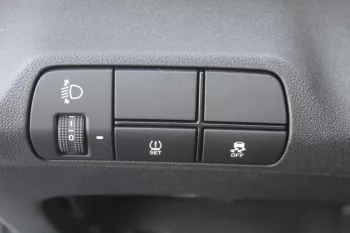 HYUNDAI ELANTRA 1.5L PETROL MODEL YEAR 2023 GRAY