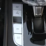 HYUNDAI ELANTRA 1.5L PETROL MODEL YEAR 2024 WHITE - Thumbnail 22