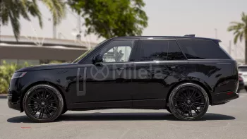 Land Rover Range Rover SE P530 4.4L Petrol AWD AT Model Year 2024 Santorini Black Color