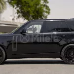 Land Rover Range Rover SE P530 4.4L Petrol AWD AT Model Year 2024 Santorini Black Color - Thumbnail 4