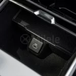 Land Rover Range Rover SE P530 4.4L Petrol AWD AT Model Year 2024 Santorini Black Color - Thumbnail 11
