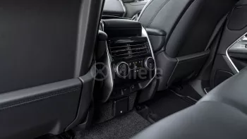 Land Rover Range Rover SE P530 4.4L Petrol AWD AT Model Year 2024 Santorini Black Color