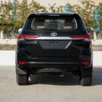 2023 Toyota Fortuner 4X4 2.4 17'I AL - Black inside Chamois - Thumbnail 4